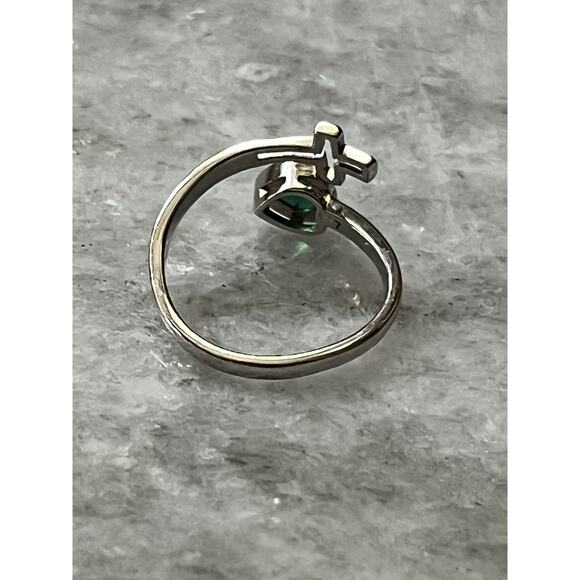Sterling Silver Birthstone Heart Cross Ring Size 7 Adjustable Green May - Picture 2 of 6